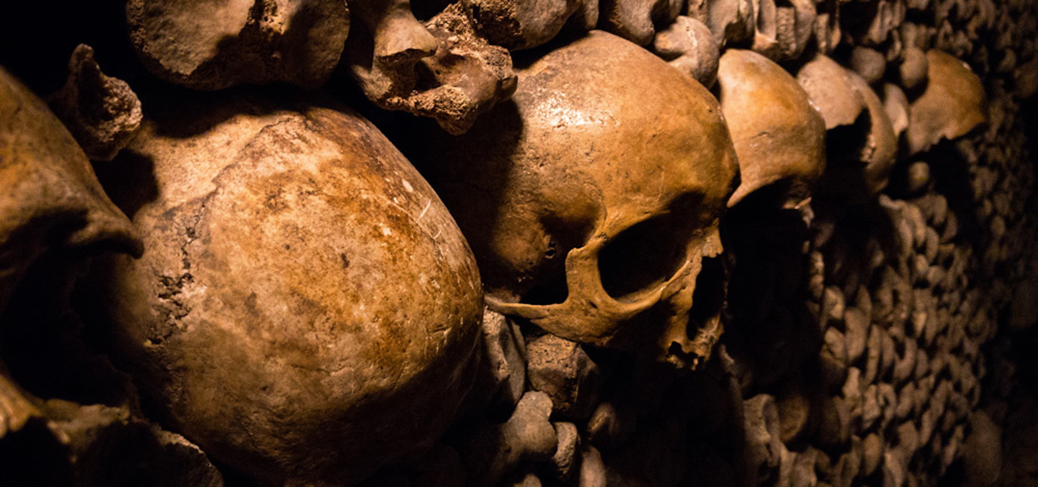 catacomb-skulls